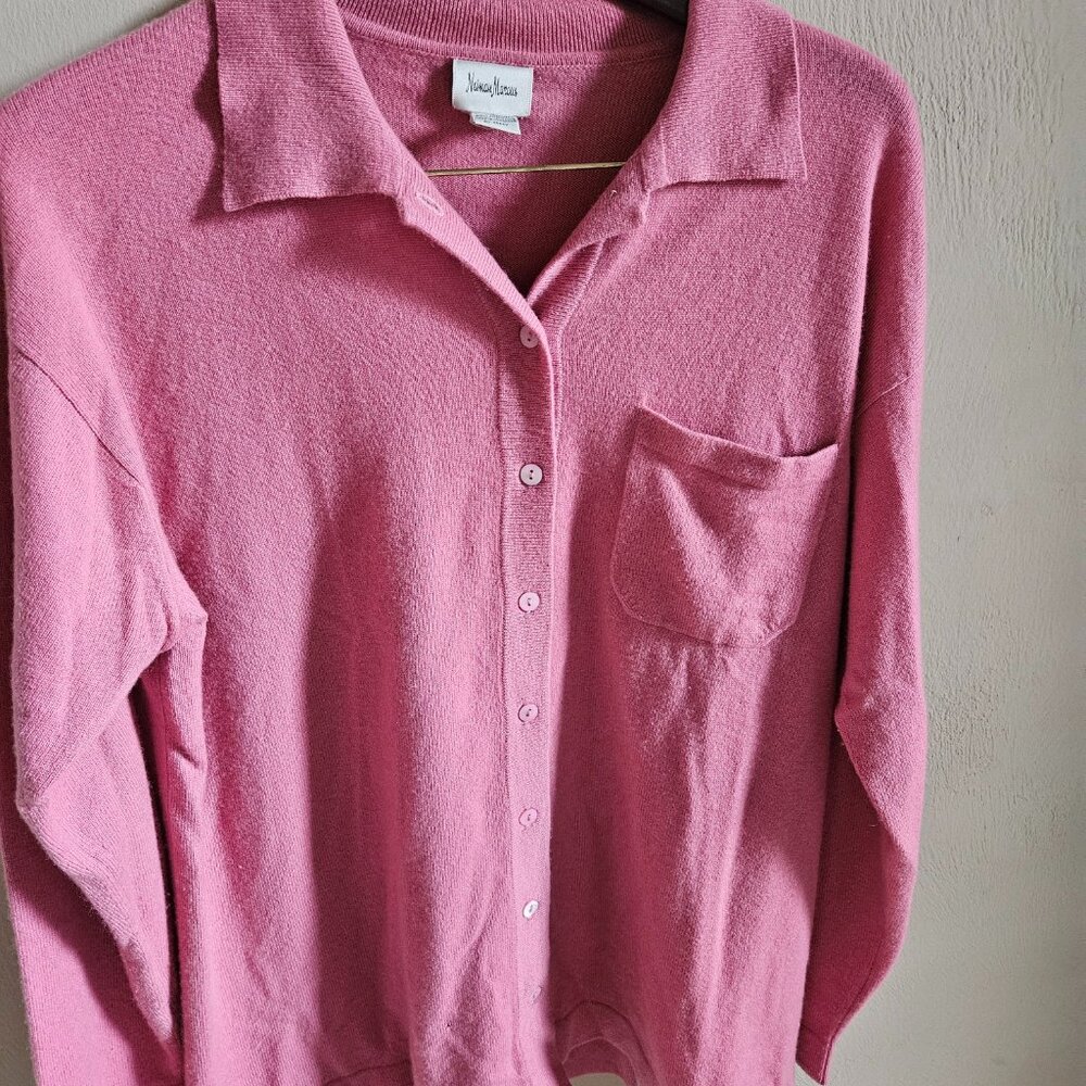 Pink Neiman Marcus Button down 100% cashmere  long sleeve sweater
